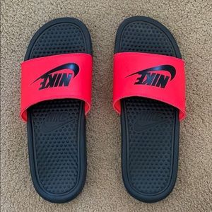 nike slides